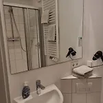 Bms Balance - Gemuetliche 4 Sterne Moeblierung Neben Dem Parkhotel